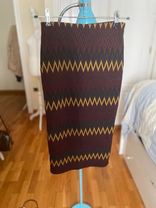 Falda Zara Étnica Ajustada Knit