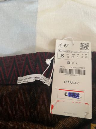 Falda Zara Étnica Ajustada Knit