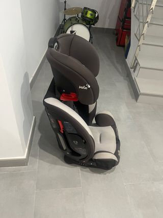 Silla de coche bebé: marcha y contramarcha