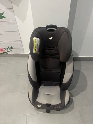 Silla de coche bebé: marcha y contramarcha