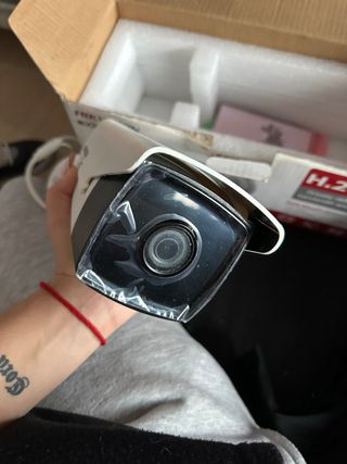 Hikvision EXIR Cámara Bala Exterior H.265+