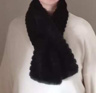 Bufanda pelo sintético negra mujer