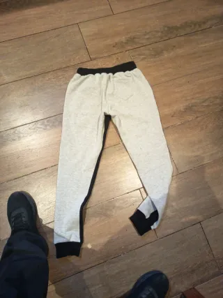Pantalón niño gris y negro