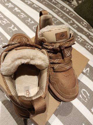 Zapatillas UGG Marrones Sin Desgaste