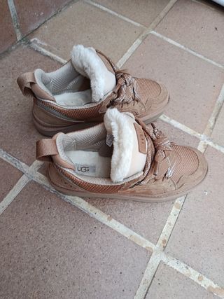 Zapatillas UGG Marrones Sin Desgaste