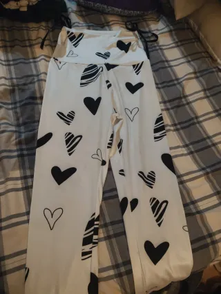 Mallas con estampado de corazones