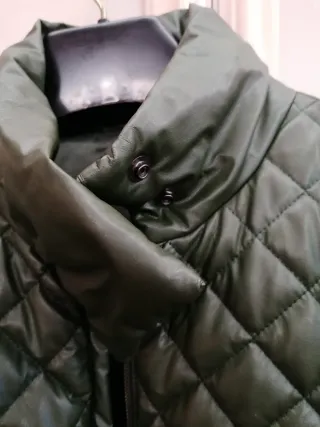 Plumífero Benetton verde acolchado