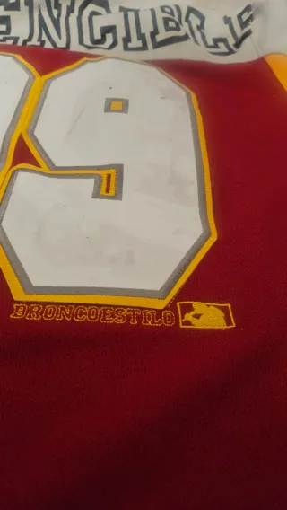 Camiseta de fútbol americano Broncstilo