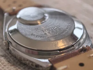 Seiko Quartz QT 3803 8000 JDM 1974