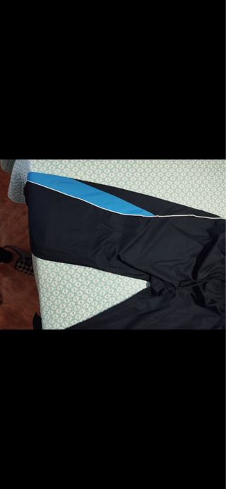 Chándal negro y azul nuevo