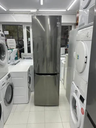 Nevera LG altura 2mtr con garantía