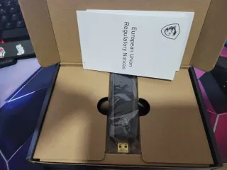 Adaptador WiFi USB MSI AX1800