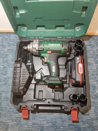 Parkside Llave de Impacto Eléctrica 400 nm