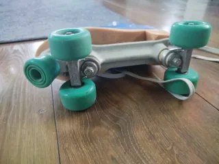 Patines de bota azules con estrella