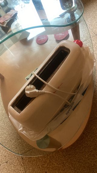 Tostadora blanca