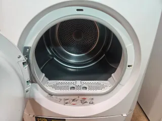 Secadora Zanussi 8kg Condensación A++