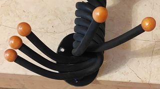 Appendiabiti girevole postmoderno Italia