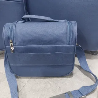 Juego de 2 maletas y neceser azul