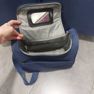 Juego de 2 maletas y neceser azul