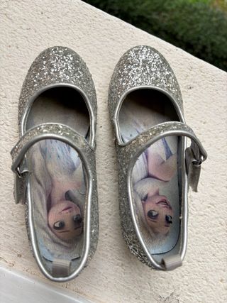 Zapatos Frozen H&M Talla 28