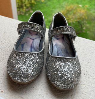 Zapatos Frozen H&M Talla 28