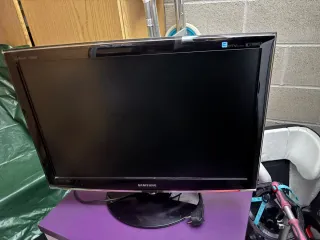 Monitor Samsung Syncmaster T240HD 24''