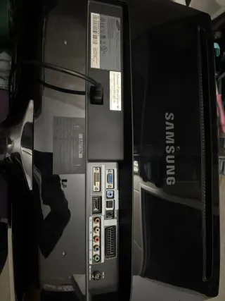 Monitor Samsung Syncmaster T240HD 24''