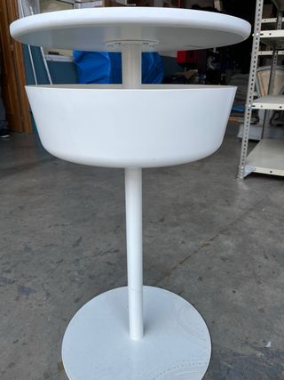 Mesa auxiliar redonda blanca