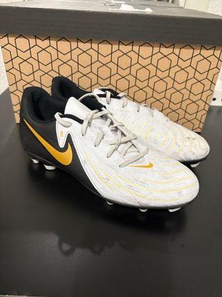Botas Fútbol Nike Phantom GX II Club FG/MG Niños