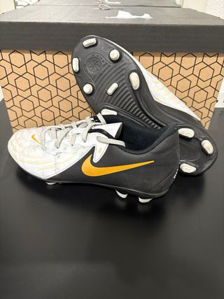 Botas Fútbol Nike Phantom GX II Club FG/MG Niños