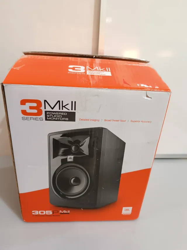 Monitor da studio JBL P7Y7381