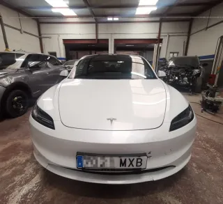 TESLA MODEL 3 LONG RANGE 2025