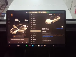 TESLA MODEL 3 LONG RANGE 2025