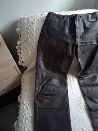 Pantalones cuero grueso