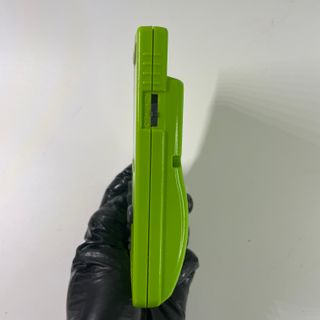 Game Boy Color Pikachu Verde