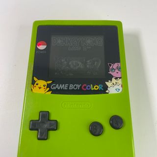 Game Boy Color Pikachu Verde