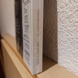 Sala Clamores 25 Aniversario: Libro/2CDs