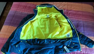 Chaqueta plumífero Decathlon amarilla talla XS