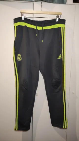 Pantalón Real Madrid Adidas Gris y Verde talla L/G