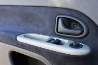 Renault Clio V6 de restreno