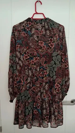 Vestido estampado Stradivarius