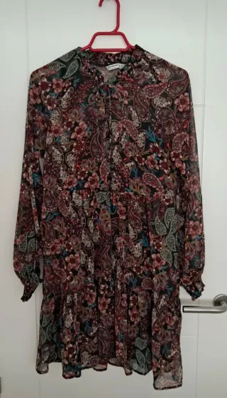 Vestido estampado Stradivarius