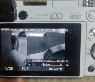 Sony Alpha 6000 Fotocamera Digitale Bianca