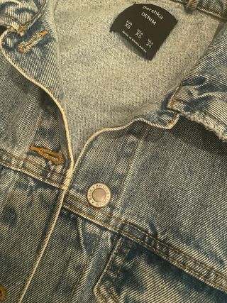 Chaqueta vaquera Bershka mujer