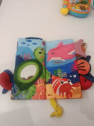 Libro y Juguete Musical Bebé