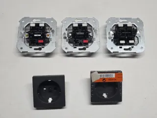 Mecanismos y marcos Simón 82