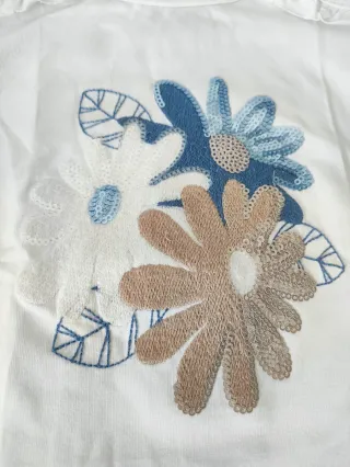 T-shirt Mayoral 6 anos como nova