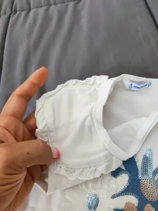 T-shirt Mayoral 6 anos como nova