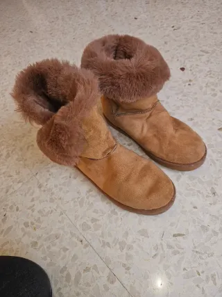 Botas UGG Piel Marrones.