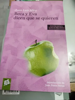 Varios libros de lectura para adolescentes